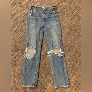 Abercrombie & Fitch 90’s Straight Ultra High Rise Ripped Jeans